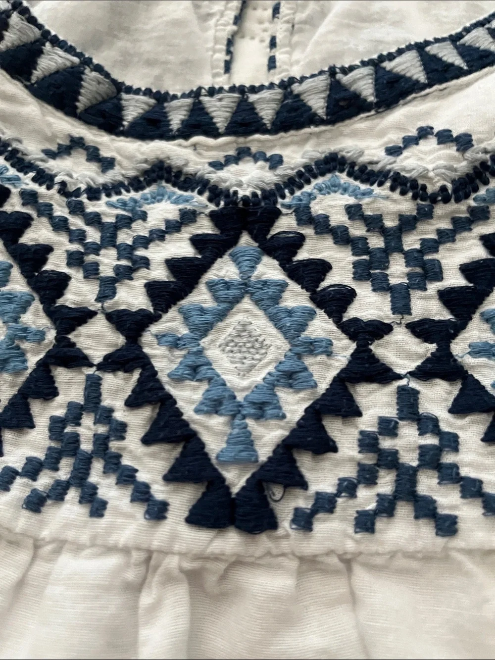Lucky Brand White Sleeveless Embroidered Tunic with Blue Accents - Picture 13 of 15